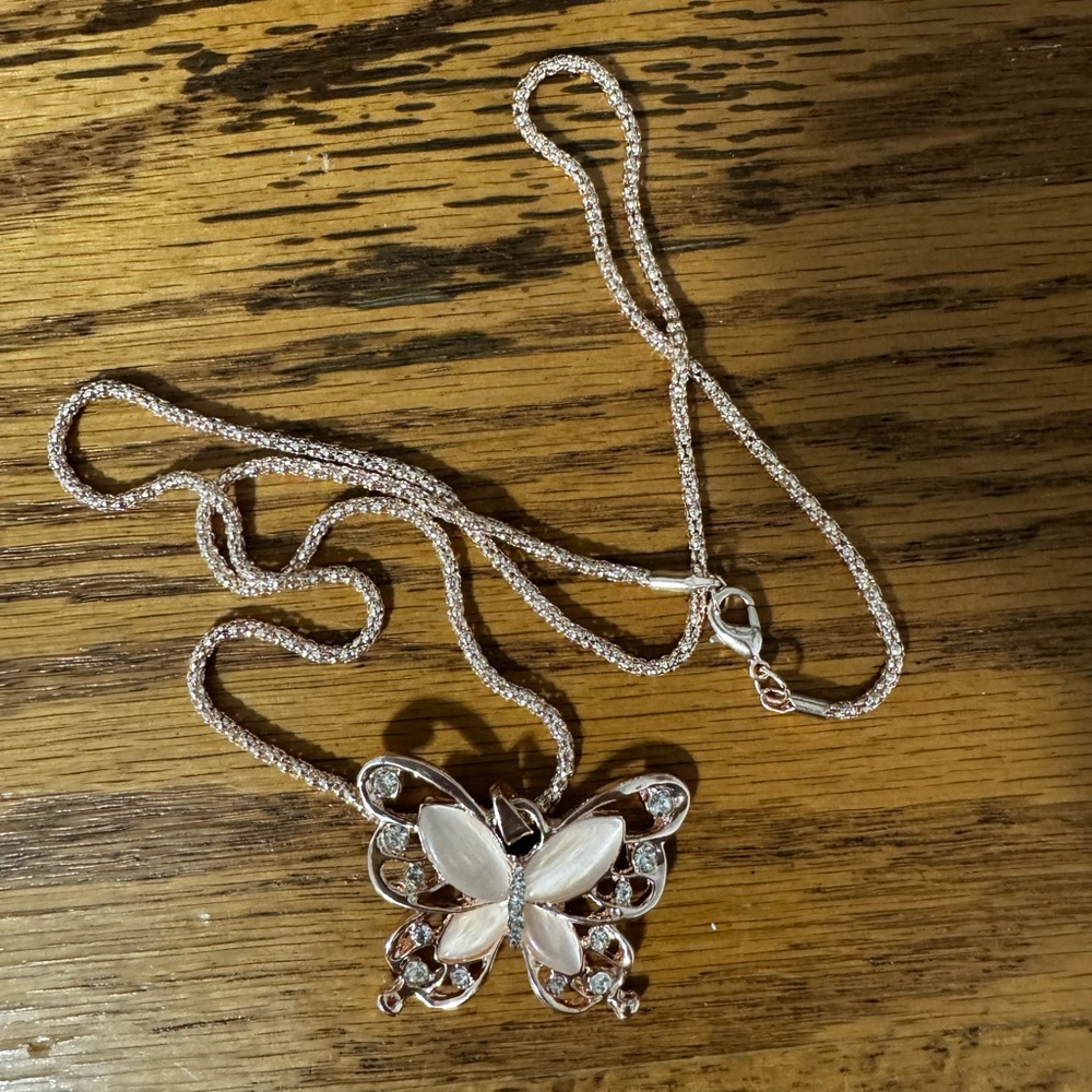 Beautiful butterfly necklace